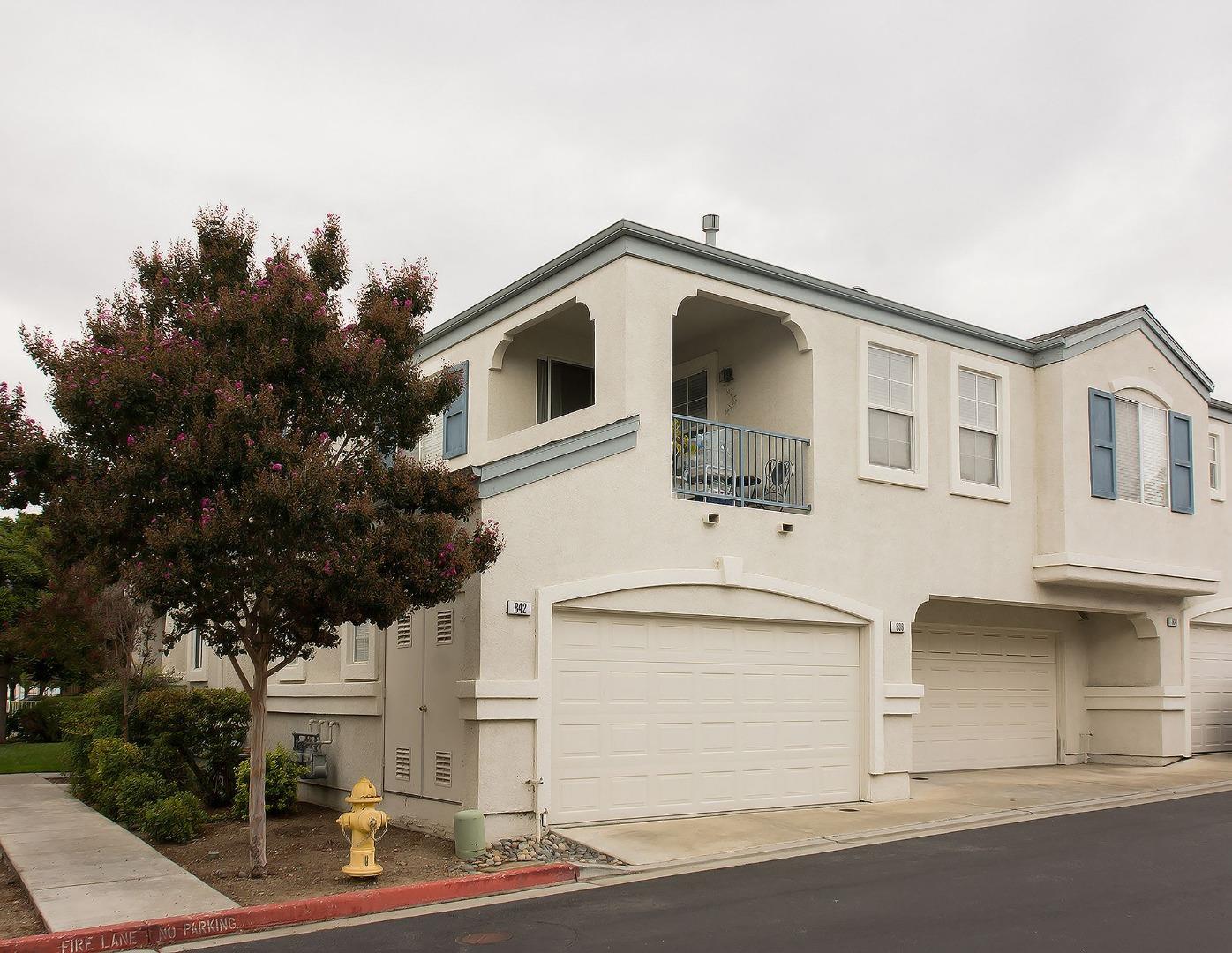 Detail Gallery Image 1 of 1 For 842 Basking Ln, San Jose,  CA 95138 - 2 Beds | 2 Baths