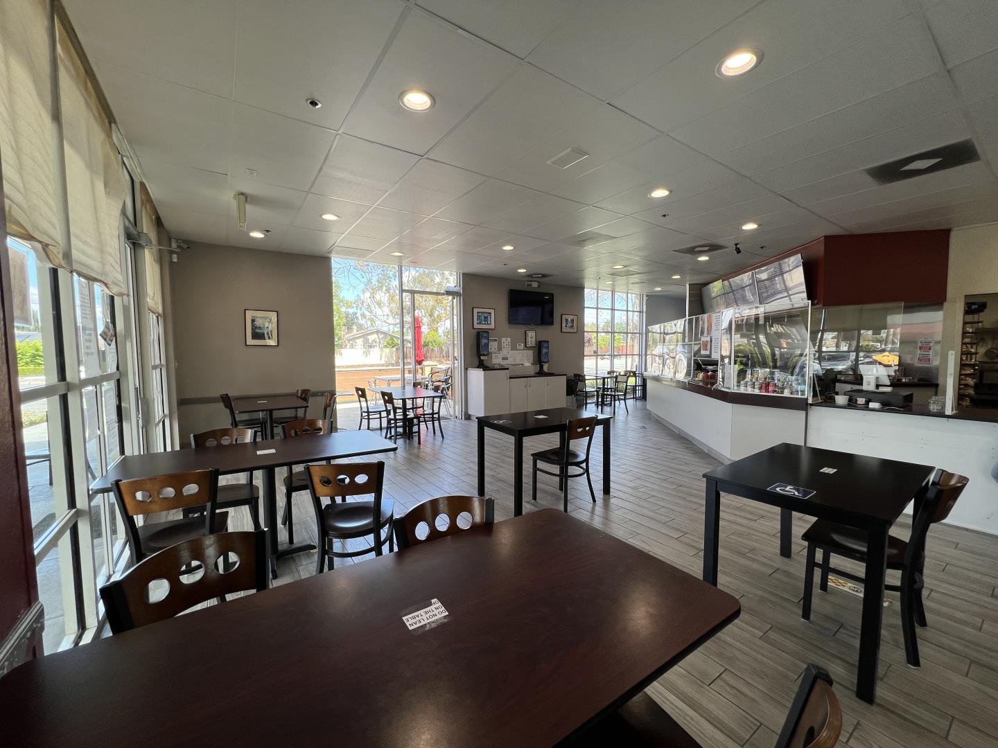 Detail Gallery Image 3 of 15 For 630 Blossom Hill Rd, San Jose,  CA 95123 - – Beds | – Baths