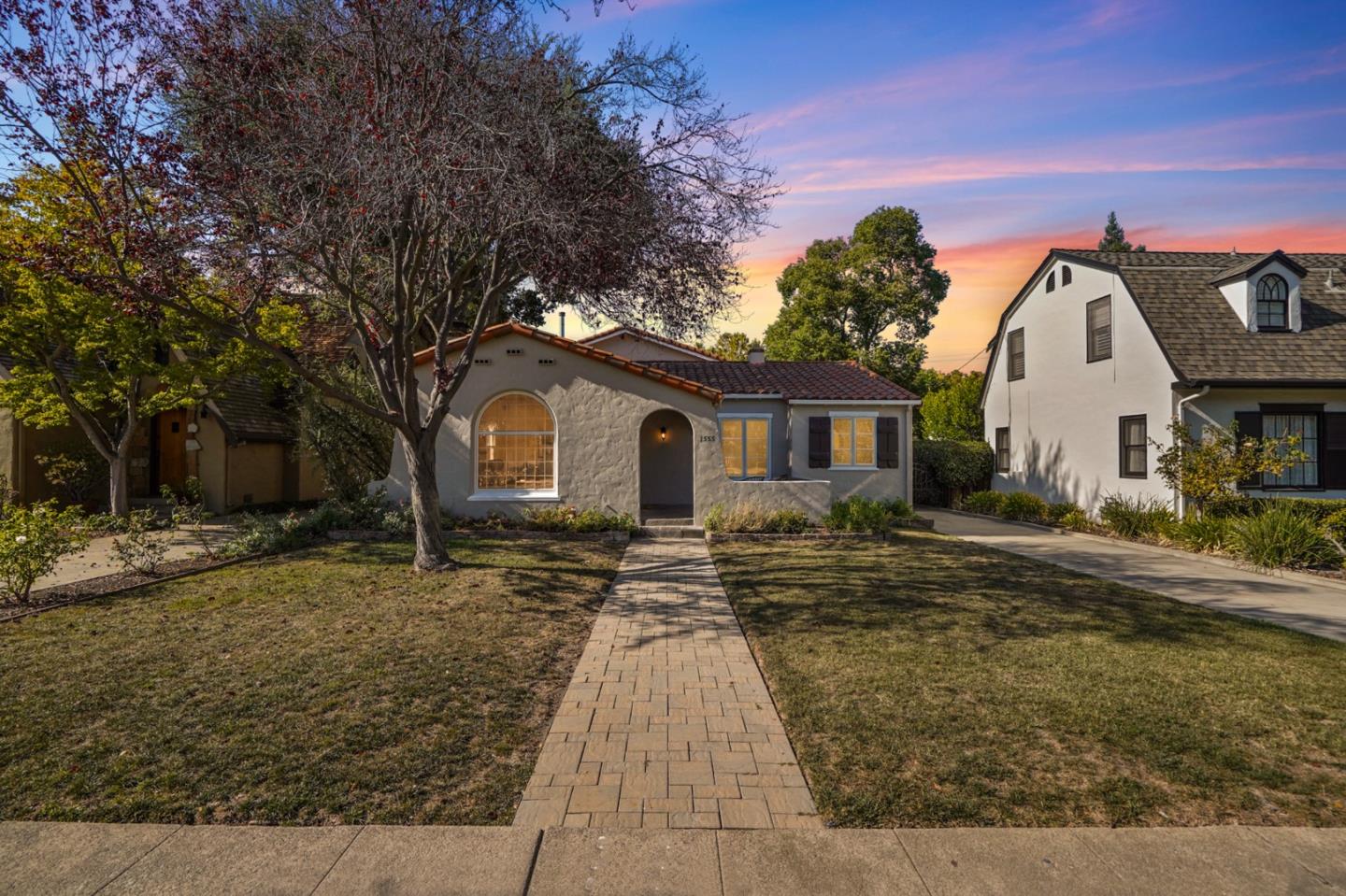 Detail Gallery Image 1 of 1 For 1555 Calaveras Ave, San Jose,  CA 95126 - 4 Beds | 2/1 Baths