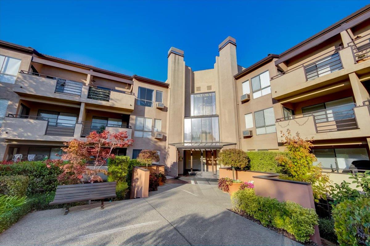 Detail Gallery Image 1 of 1 For 39059 Guardino Dr #308,  Fremont,  CA 94538 - 1 Beds | 1 Baths