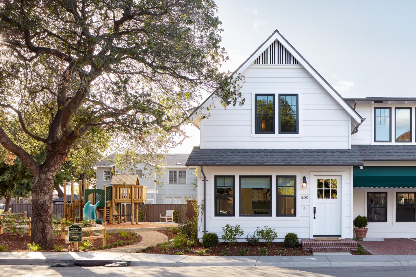 Detail Gallery Image 1 of 1 For 219 Oak Tree Cir, Los Gatos,  CA 95032 - 4 Beds | 3/1 Baths