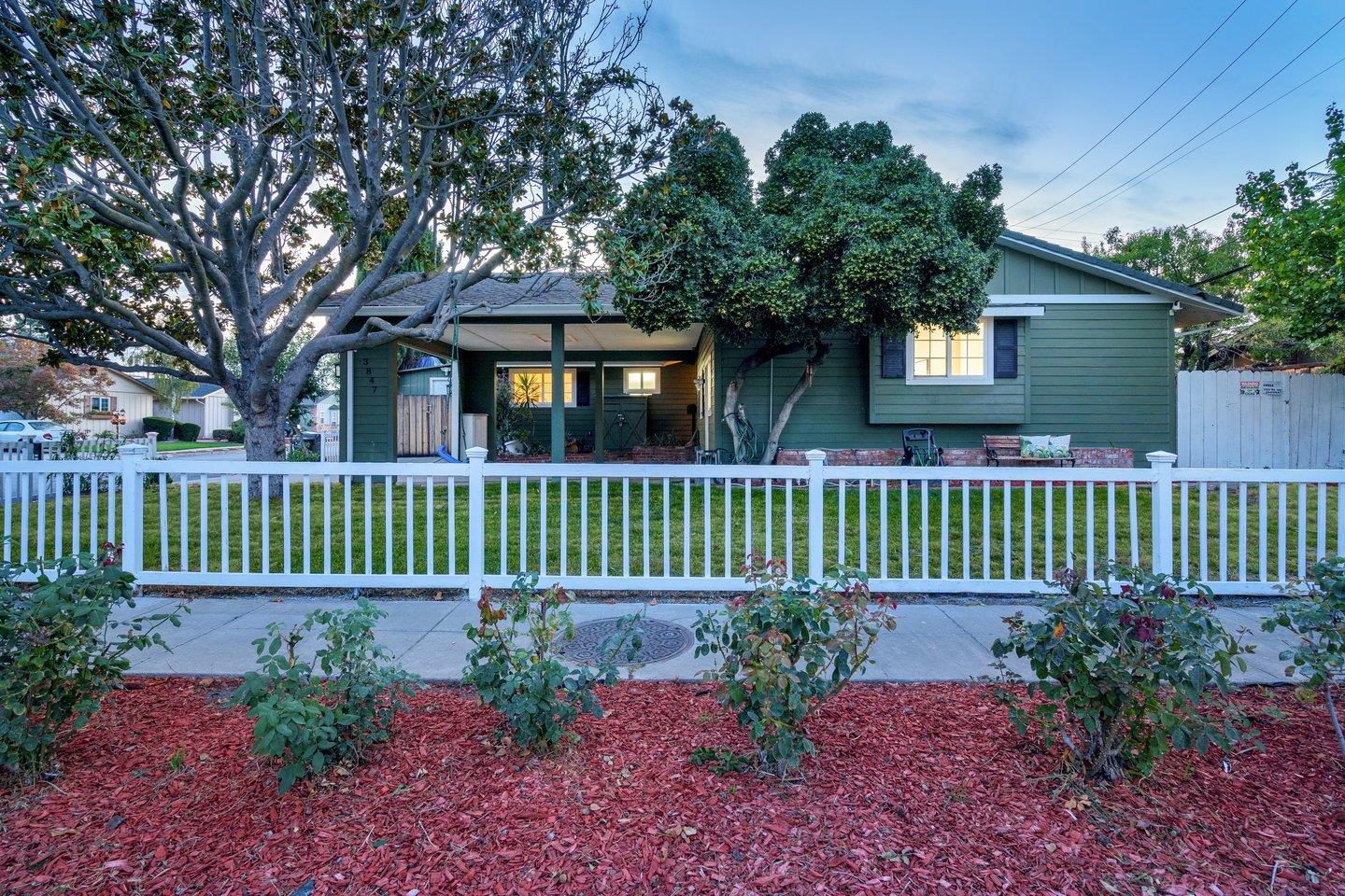 Detail Gallery Image 1 of 1 For 3847 Kirk Rd, San Jose,  CA 95124 - 4 Beds | 3 Baths