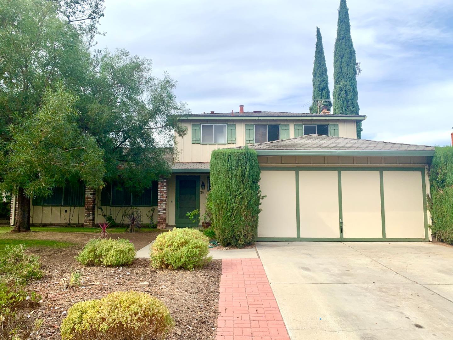 Detail Gallery Image 1 of 1 For 6149 Royal Acorn Pl, San Jose,  CA 95120 - 4 Beds | 2/1 Baths