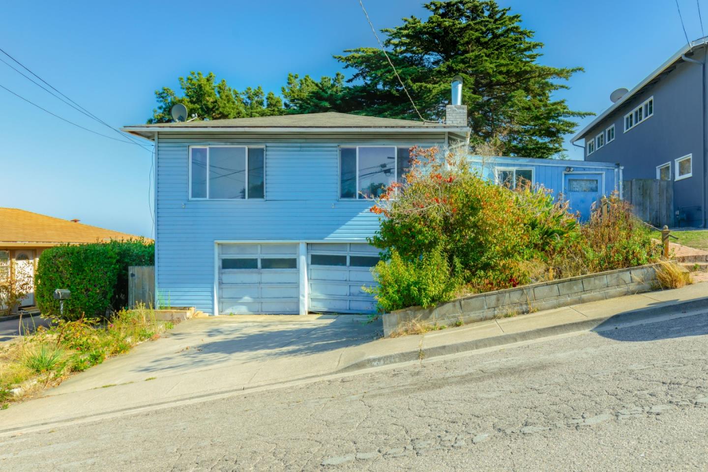 Detail Gallery Image 1 of 1 For 2371 Toyon Way, San Bruno,  CA 94066 - 3 Beds | 2 Baths