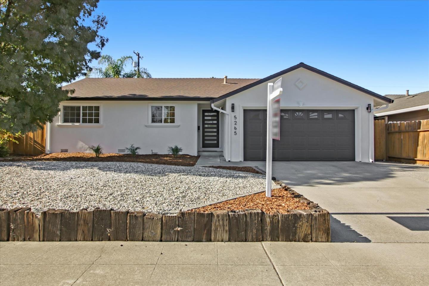 Detail Gallery Image 1 of 1 For 5265 Estrade Dr, San Jose,  CA 95118 - 3 Beds | 2 Baths