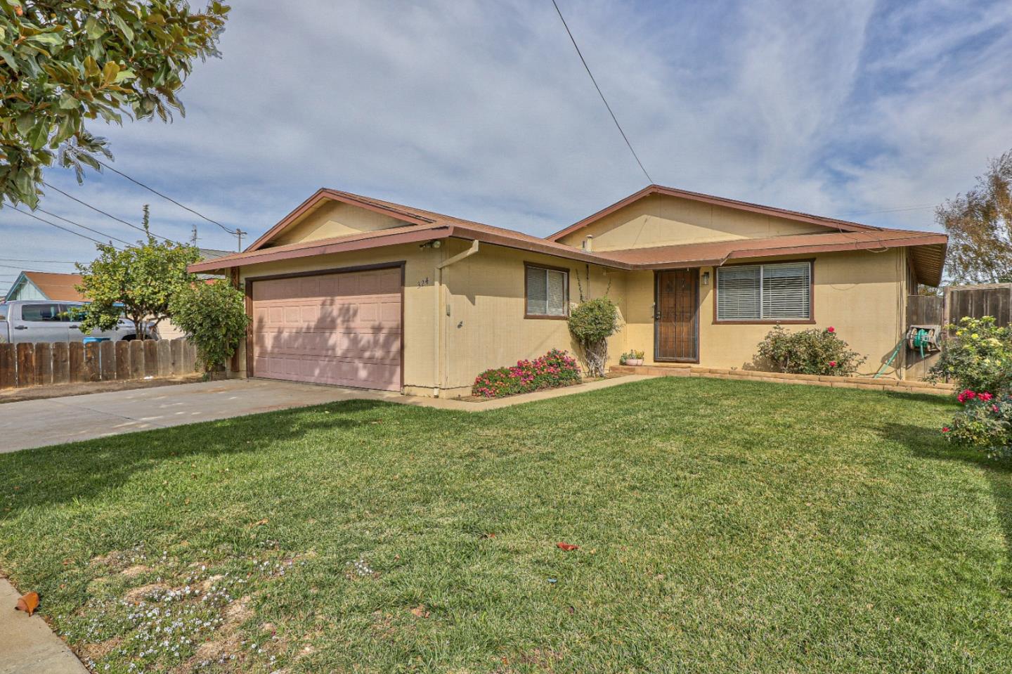 Detail Gallery Image 1 of 1 For 324 9th St, Greenfield,  CA 93927 - 4 Beds | 2 Baths