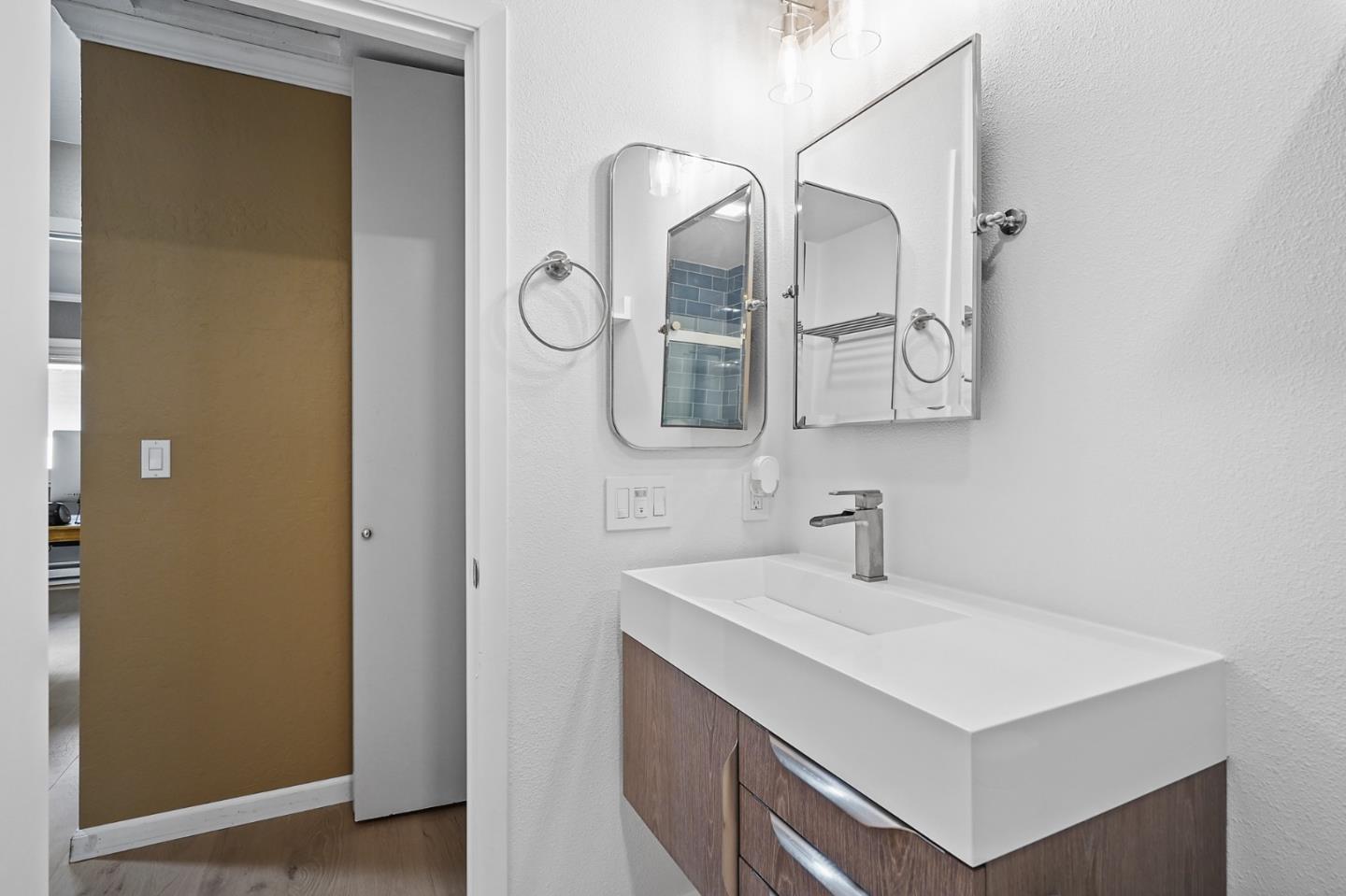 Detail Gallery Image 22 of 26 For 477 Lassen St #6,  Los Altos,  CA 94022 - 2 Beds | 2 Baths