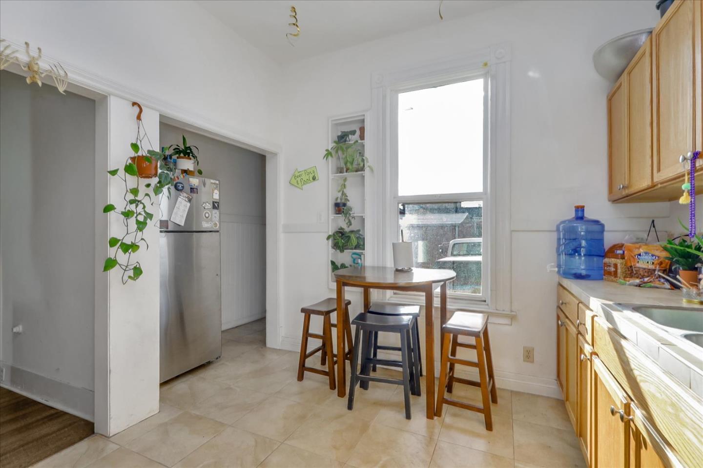 Detail Gallery Image 22 of 66 For 627 S 3rd St, San Jose,  CA 95112 - 9 Beds | 3/1 Baths