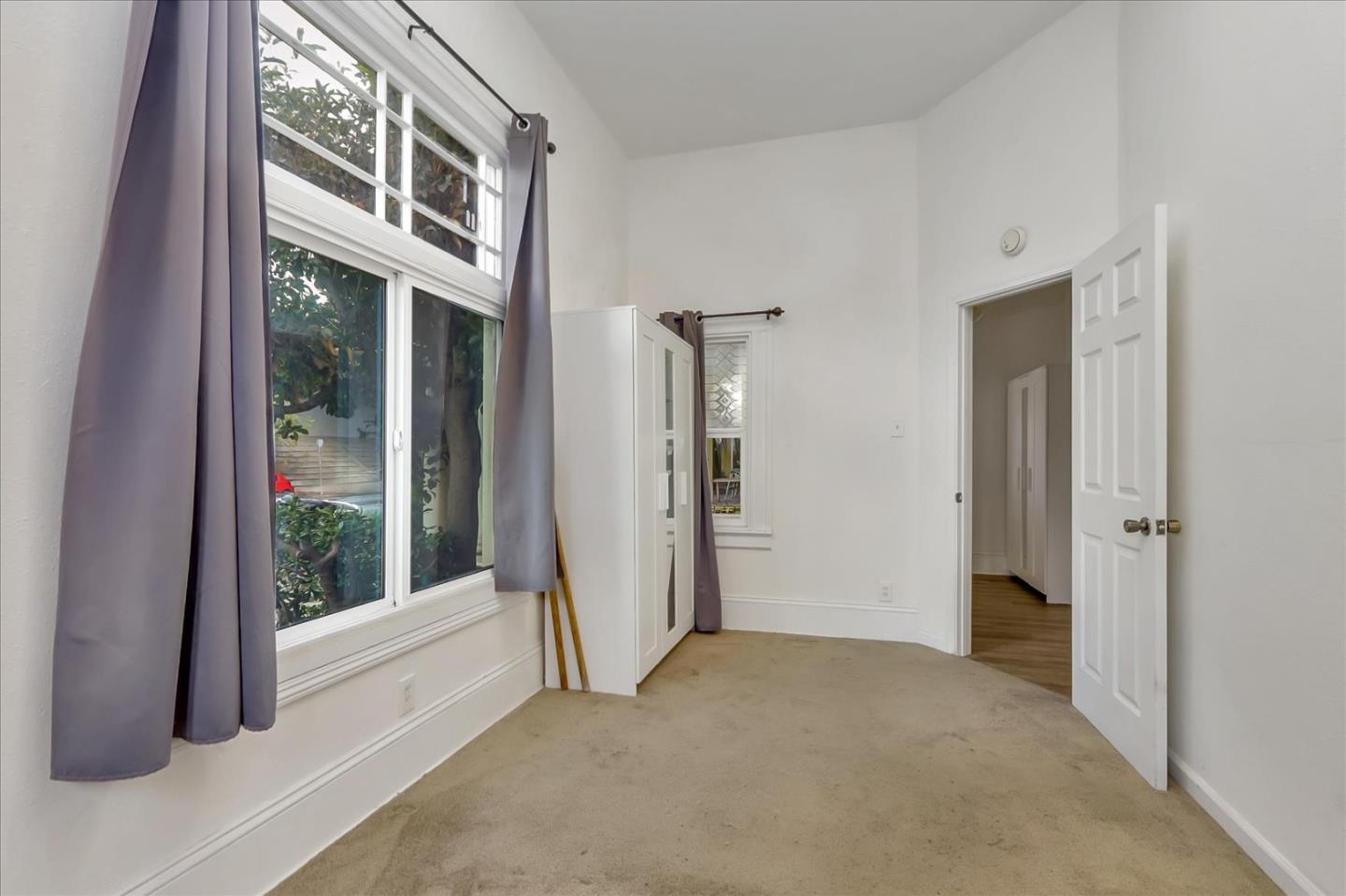 Detail Gallery Image 33 of 66 For 627 S 3rd St, San Jose,  CA 95112 - 9 Beds | 3/1 Baths