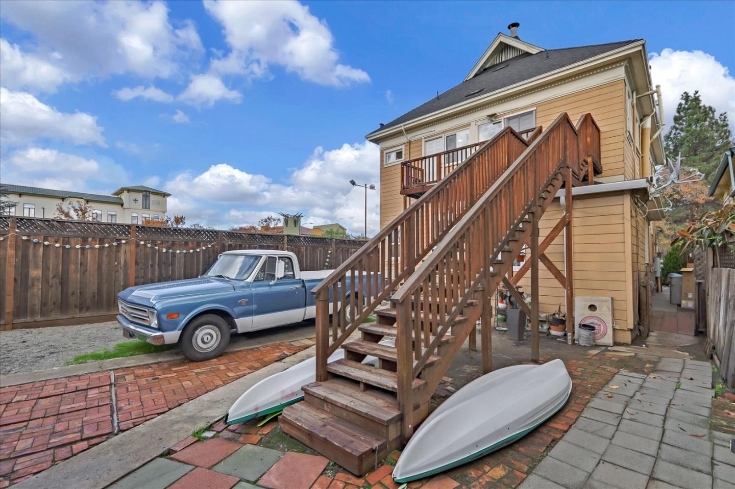 Detail Gallery Image 57 of 66 For 627 S 3rd St, San Jose,  CA 95112 - 9 Beds | 3/1 Baths