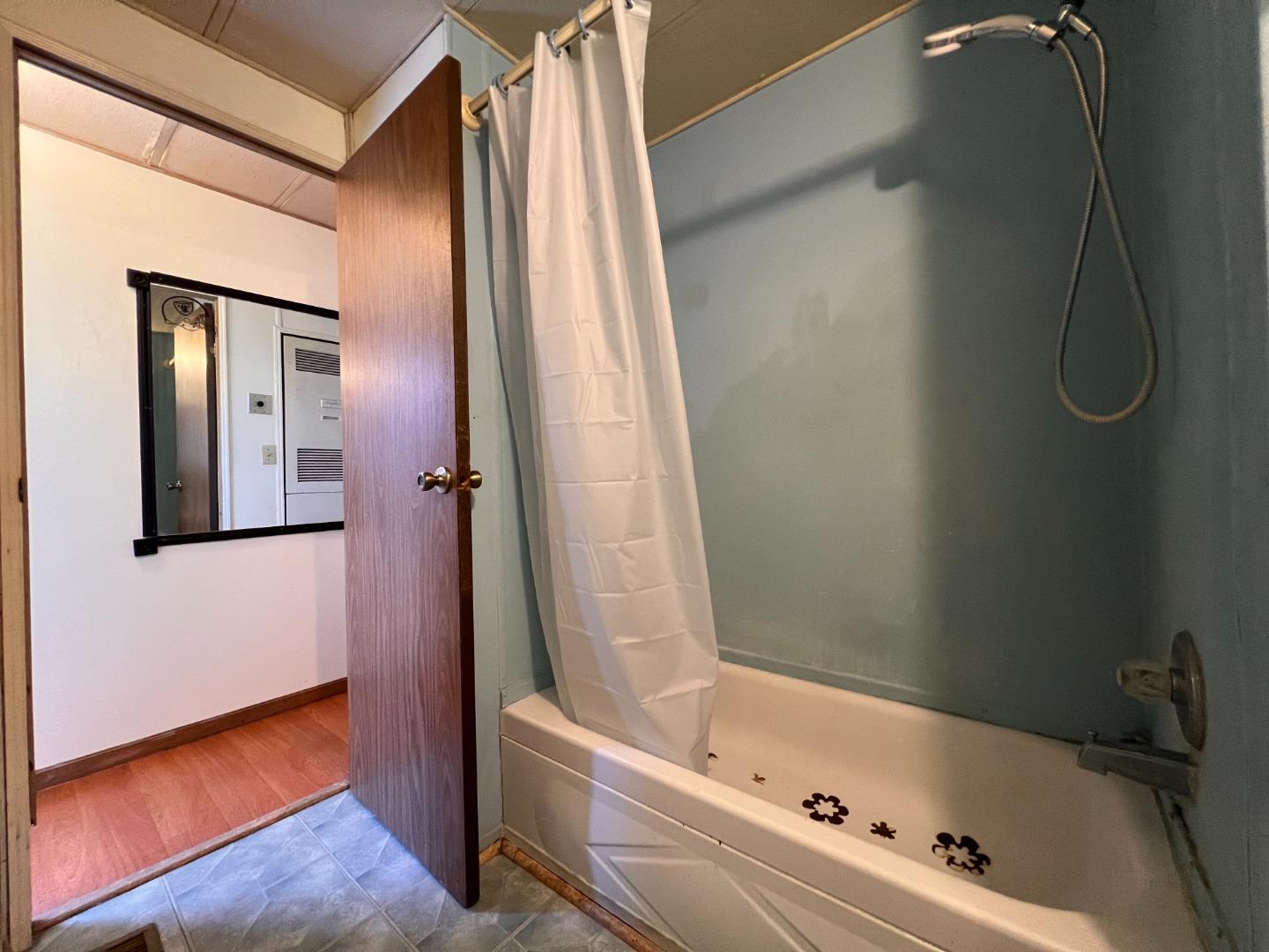 Detail Gallery Image 21 of 21 For 2399 E 14th St #55,  San Leandro,  CA 94577 - 1 Beds | 1 Baths