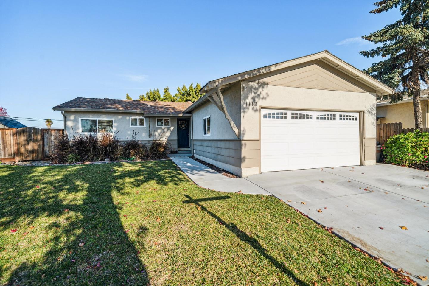 Detail Gallery Image 1 of 1 For 1113 Park View Dr, Milpitas,  CA 95035 - 3 Beds | 2 Baths