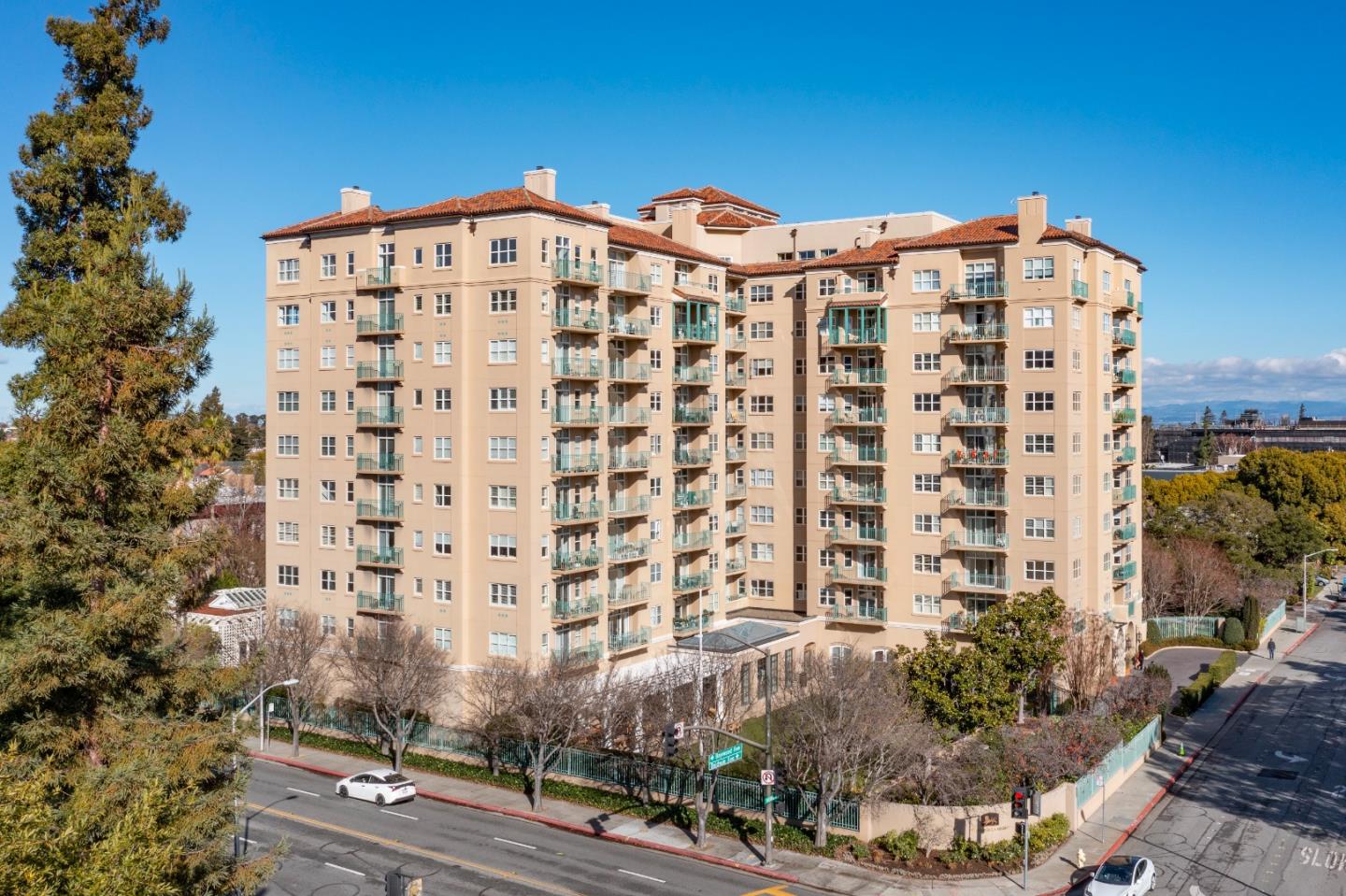 Detail Gallery Image 7 of 7 For 1 Baldwin Ave #516,  San Mateo,  CA 94401 - 2 Beds | 2 Baths