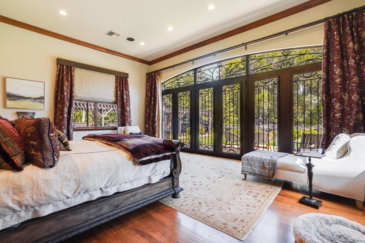 Detail Gallery Image 39 of 107 For 15121 Becky Ln, Monte Sereno,  CA 95030 - 6 Beds | 6/2 Baths