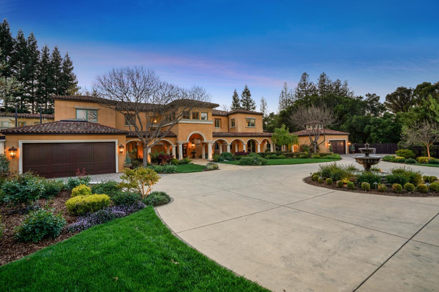 Detail Gallery Image 6 of 107 For 15121 Becky Ln, Monte Sereno,  CA 95030 - 6 Beds | 6/2 Baths