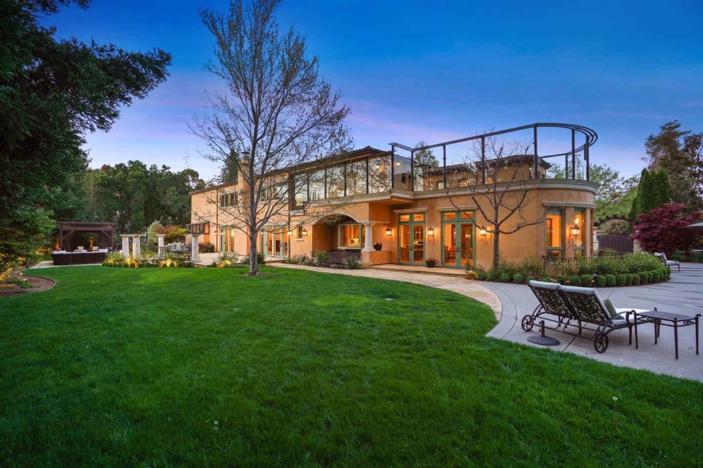 Detail Gallery Image 8 of 107 For 15121 Becky Ln, Monte Sereno,  CA 95030 - 6 Beds | 6/2 Baths