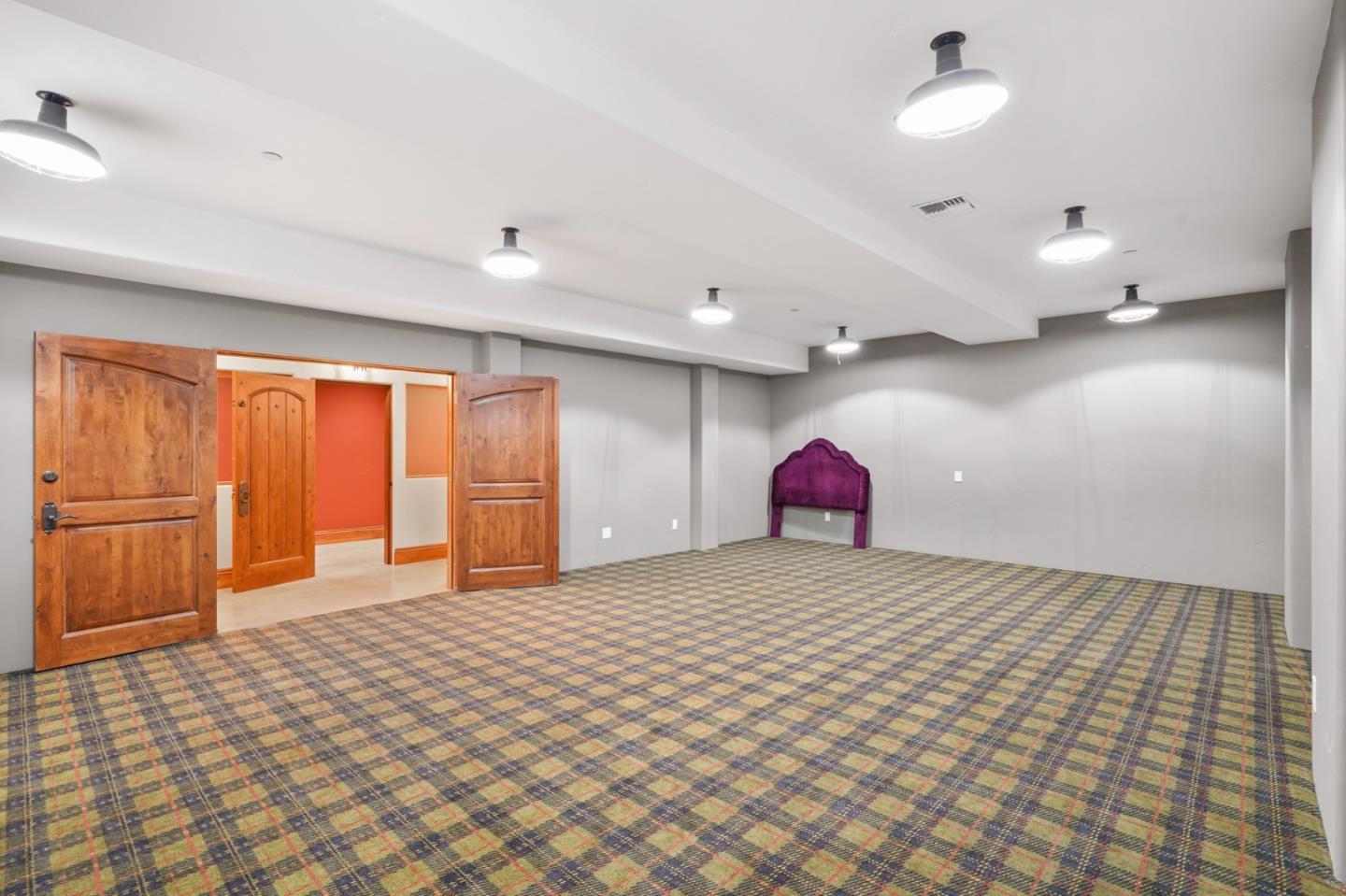 Detail Gallery Image 90 of 107 For 15121 Becky Ln, Monte Sereno,  CA 95030 - 6 Beds | 6/2 Baths