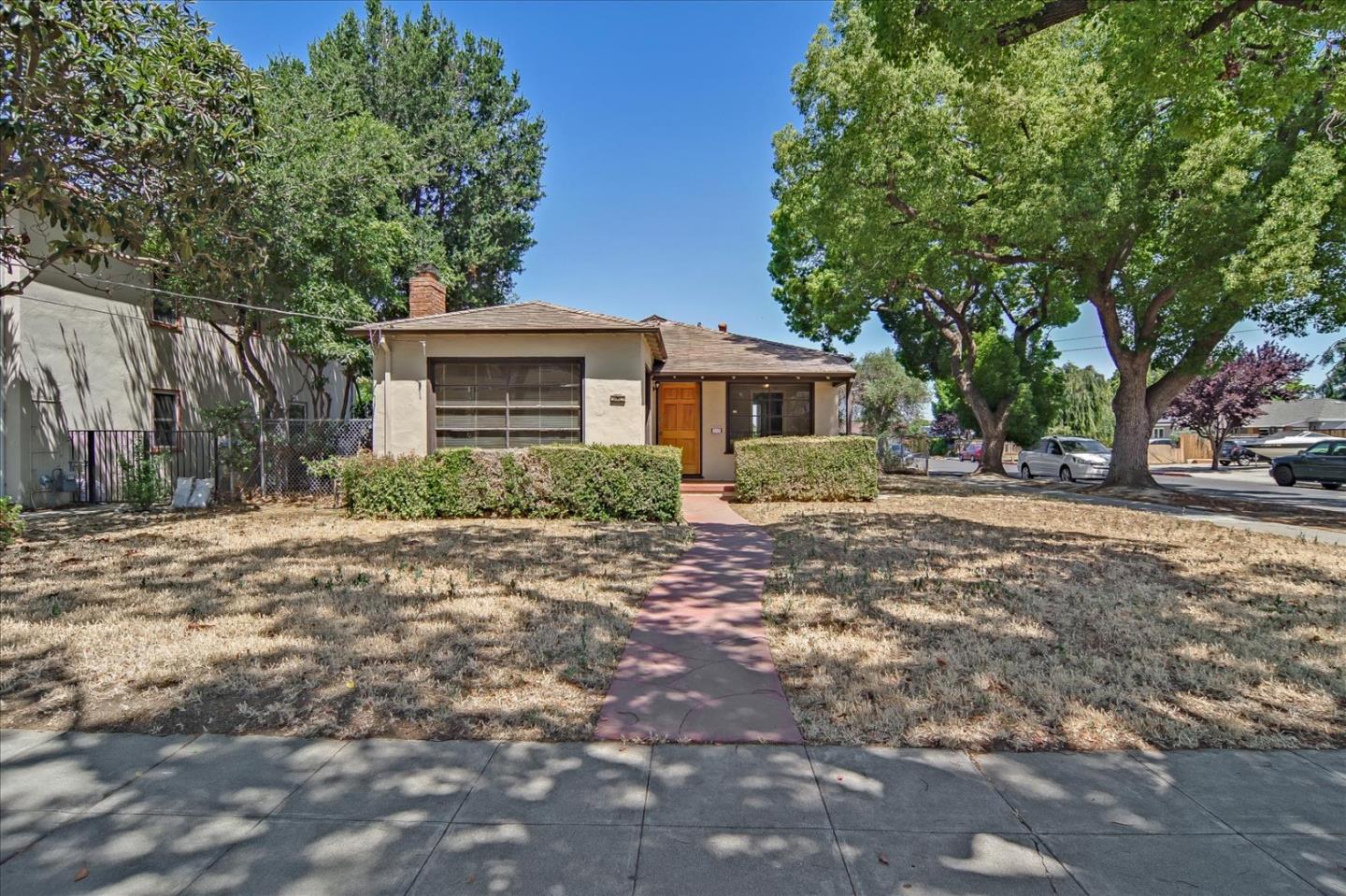 Front Image Thumbnail for ML81919017