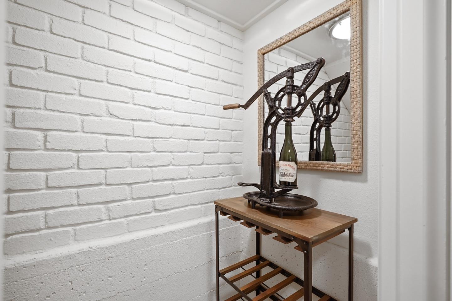 Detail Gallery Image 29 of 52 For 11331 Entrada Pl, Los Altos,  CA 94024 - 5 Beds | 5/1 Baths
