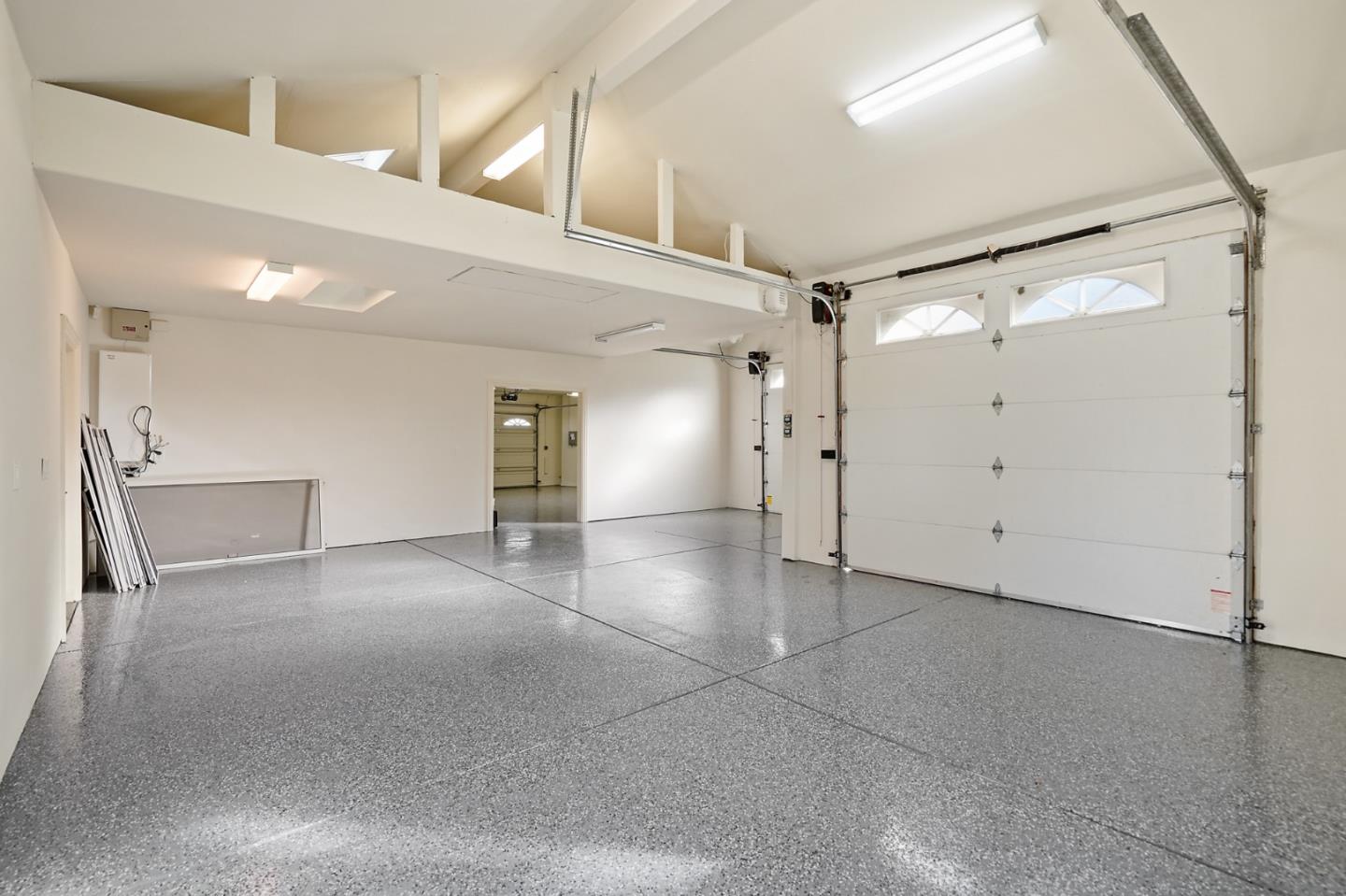 Detail Gallery Image 33 of 52 For 11331 Entrada Pl, Los Altos,  CA 94024 - 5 Beds | 5/1 Baths
