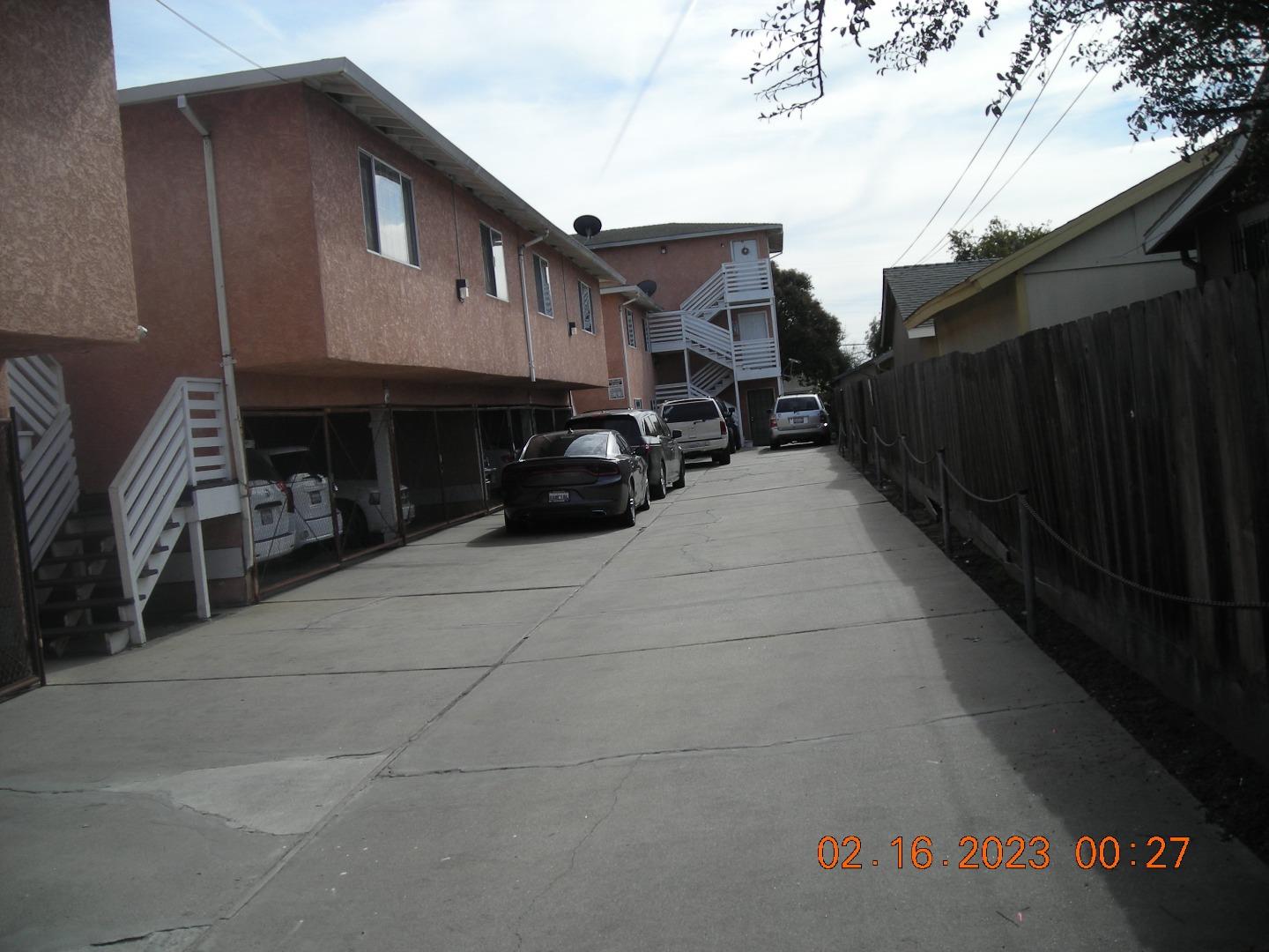 Detail Gallery Image 3 of 6 For 464 Williams Rd, Salinas,  CA 93905 - – Beds | – Baths