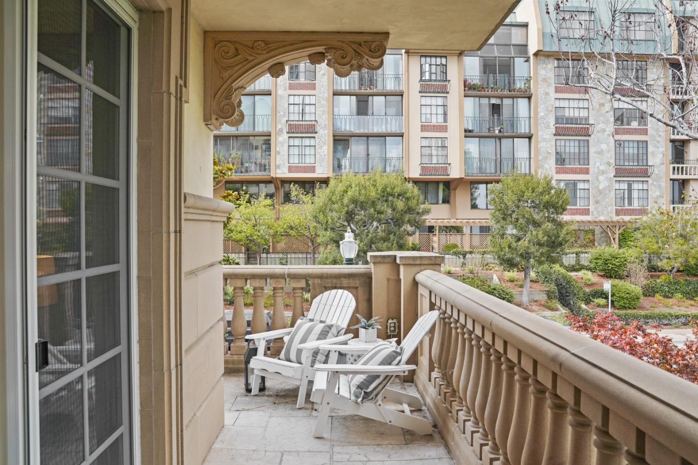 Detail Gallery Image 13 of 47 For 222 6th Ave #201,  San Mateo,  CA 94401 - 3 Beds | 2/1 Baths