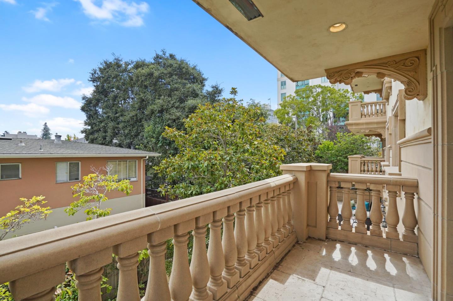 Detail Gallery Image 30 of 47 For 222 6th Ave #201,  San Mateo,  CA 94401 - 3 Beds | 2/1 Baths