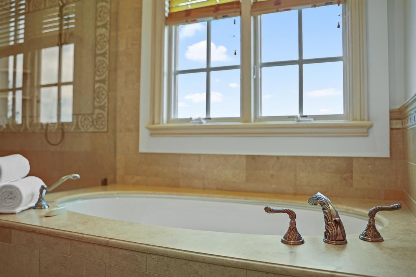Detail Gallery Image 34 of 47 For 222 6th Ave #201,  San Mateo,  CA 94401 - 3 Beds | 2/1 Baths