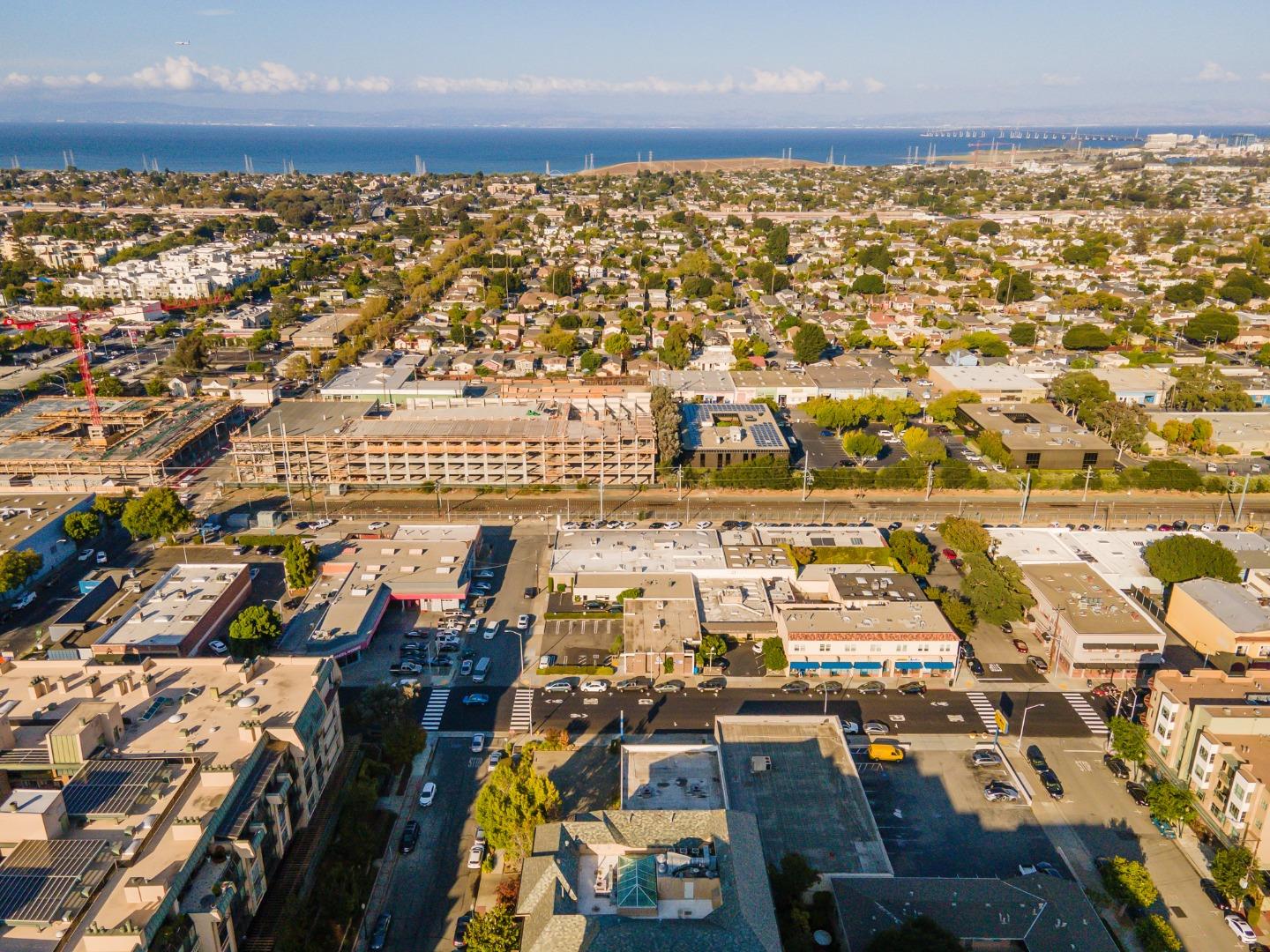 Detail Gallery Image 47 of 47 For 222 6th Ave #201,  San Mateo,  CA 94401 - 3 Beds | 2/1 Baths