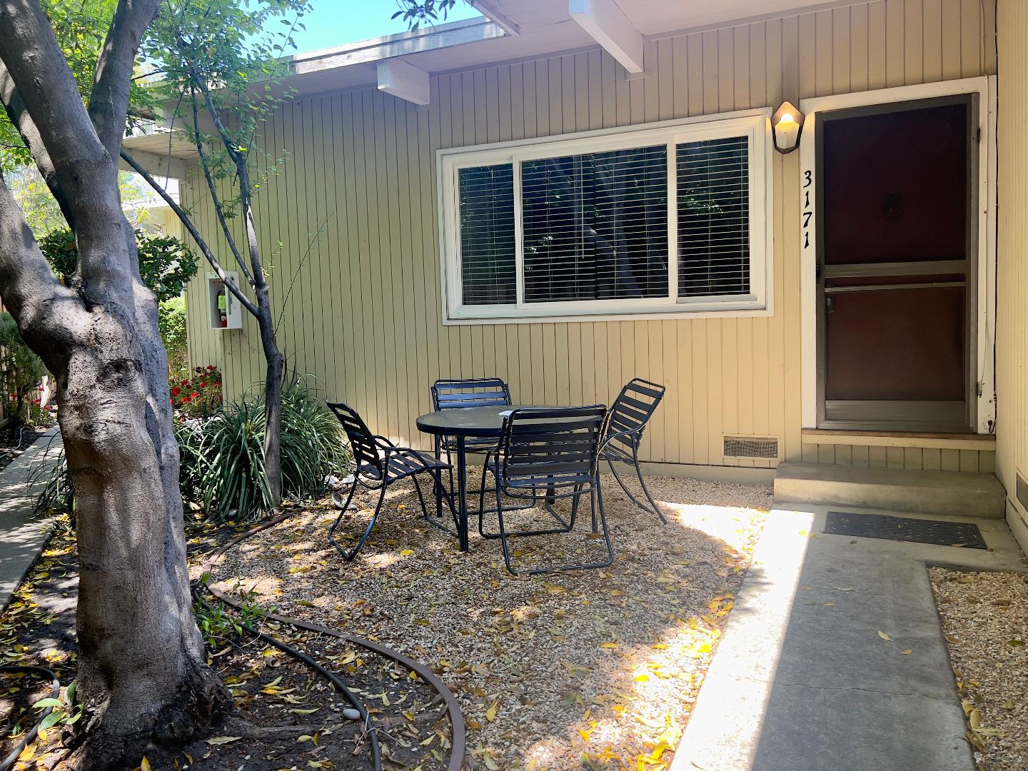 Detail Gallery Image 11 of 27 For 3171 Loma Verde Pl, Palo Alto,  CA 94303 - – Beds | – Baths