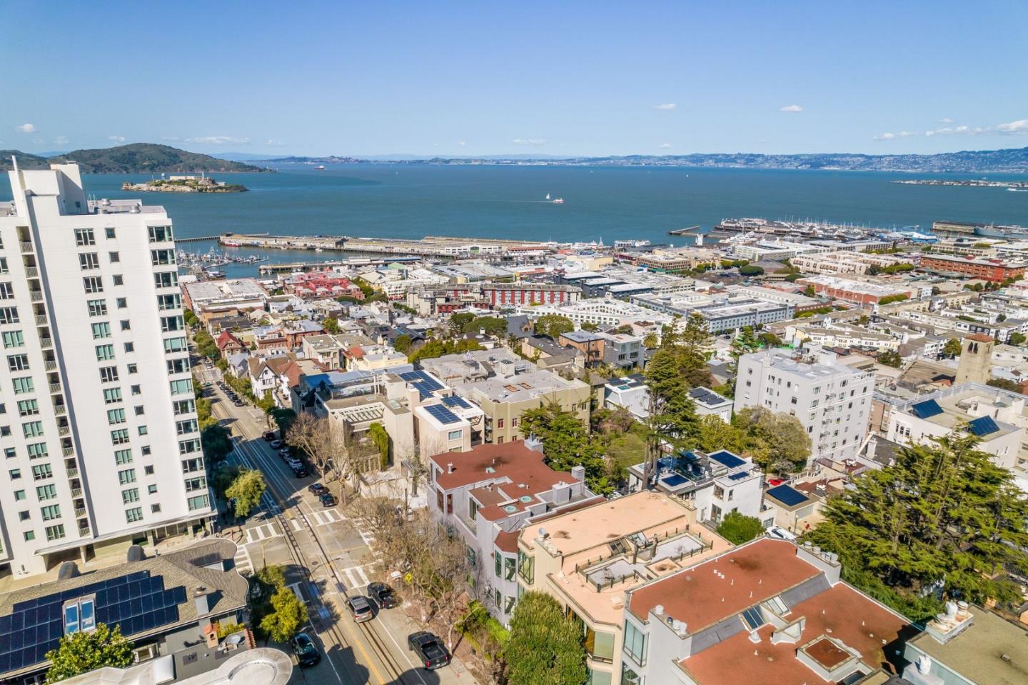Detail Gallery Image 50 of 55 For 2390 Hyde St 1a,  San Francisco,  CA 94109 - 3 Beds | 2 Baths