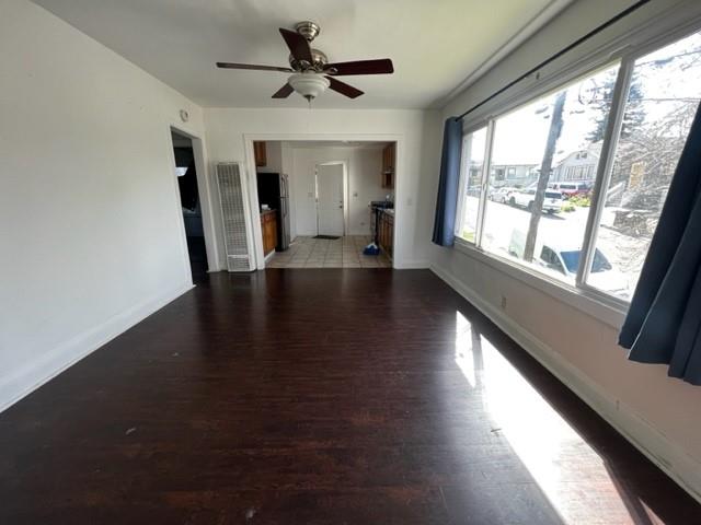 Detail Gallery Image 3 of 8 For 4510 San Carlos Ave, Oakland,  CA 94601 - 2 Beds | 1 Baths
