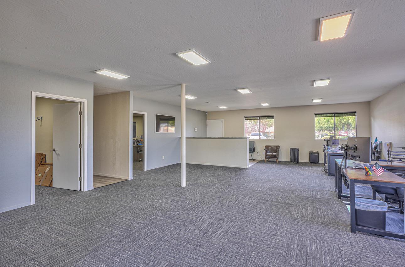 Detail Gallery Image 17 of 36 For 19045 Portola Dr, Salinas,  CA 93908 - – Beds | – Baths