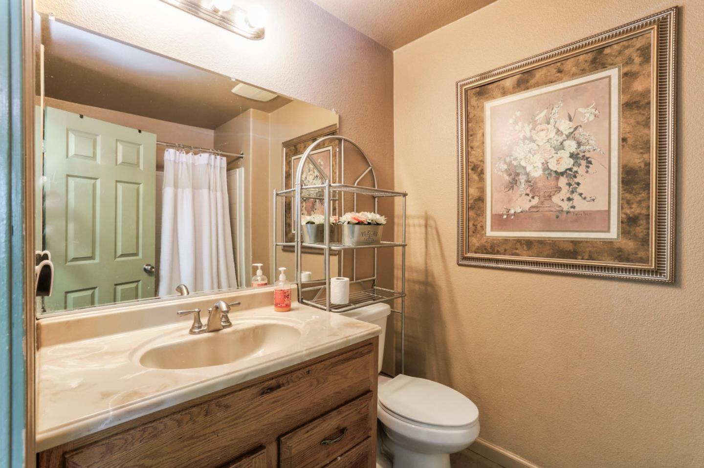 Detail Gallery Image 16 of 21 For 8665 Lilly Ave, Gilroy,  CA 95020 - 3 Beds | 2/1 Baths