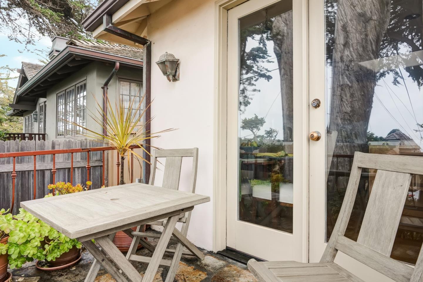 Detail Gallery Image 14 of 41 For 0 San Antonio 2se of 10th Ave, Carmel,  CA 93923 - 2 Beds | 2 Baths