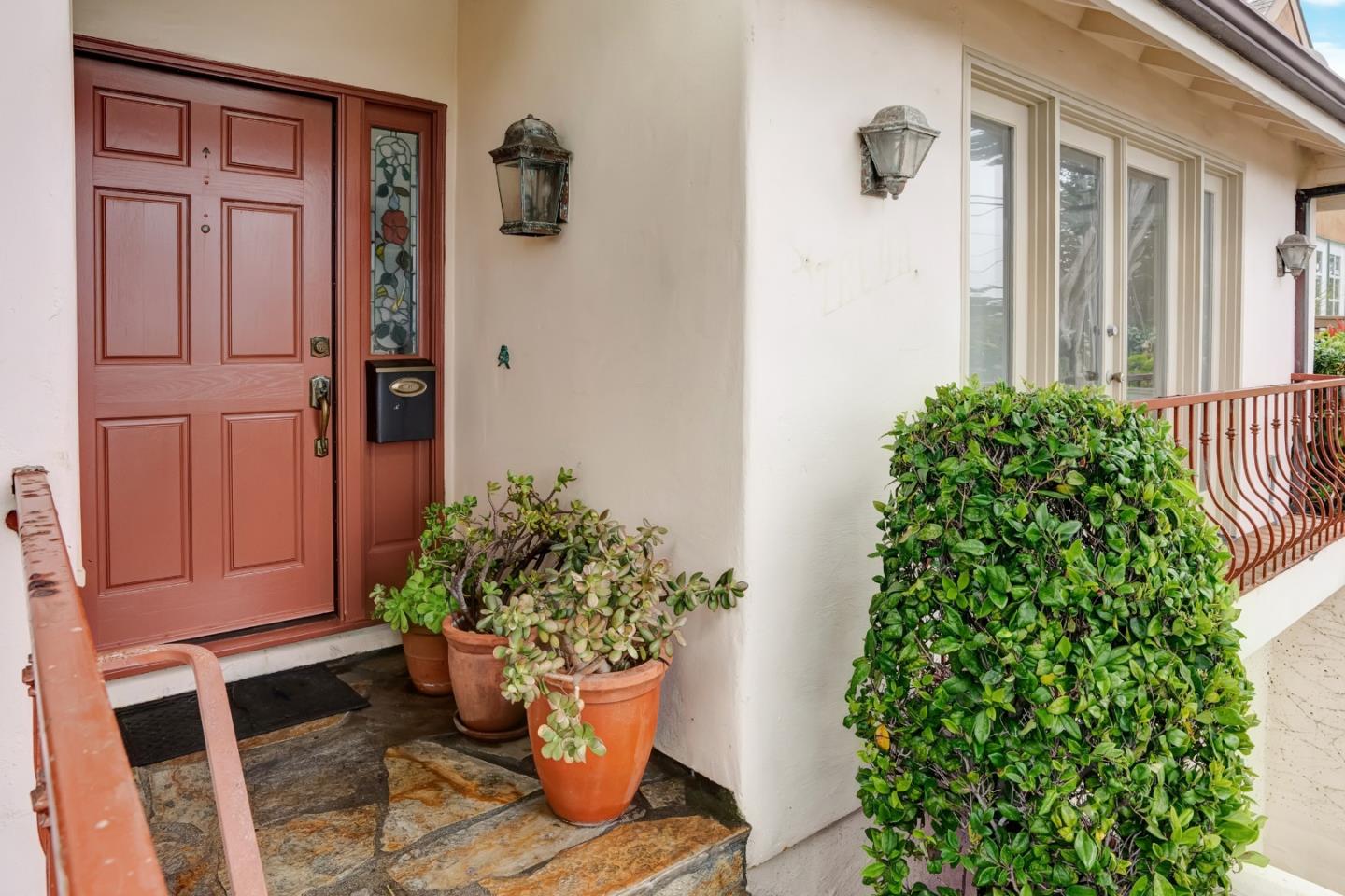 Detail Gallery Image 3 of 41 For 0 San Antonio 2se of 10th Ave, Carmel,  CA 93923 - 2 Beds | 2 Baths