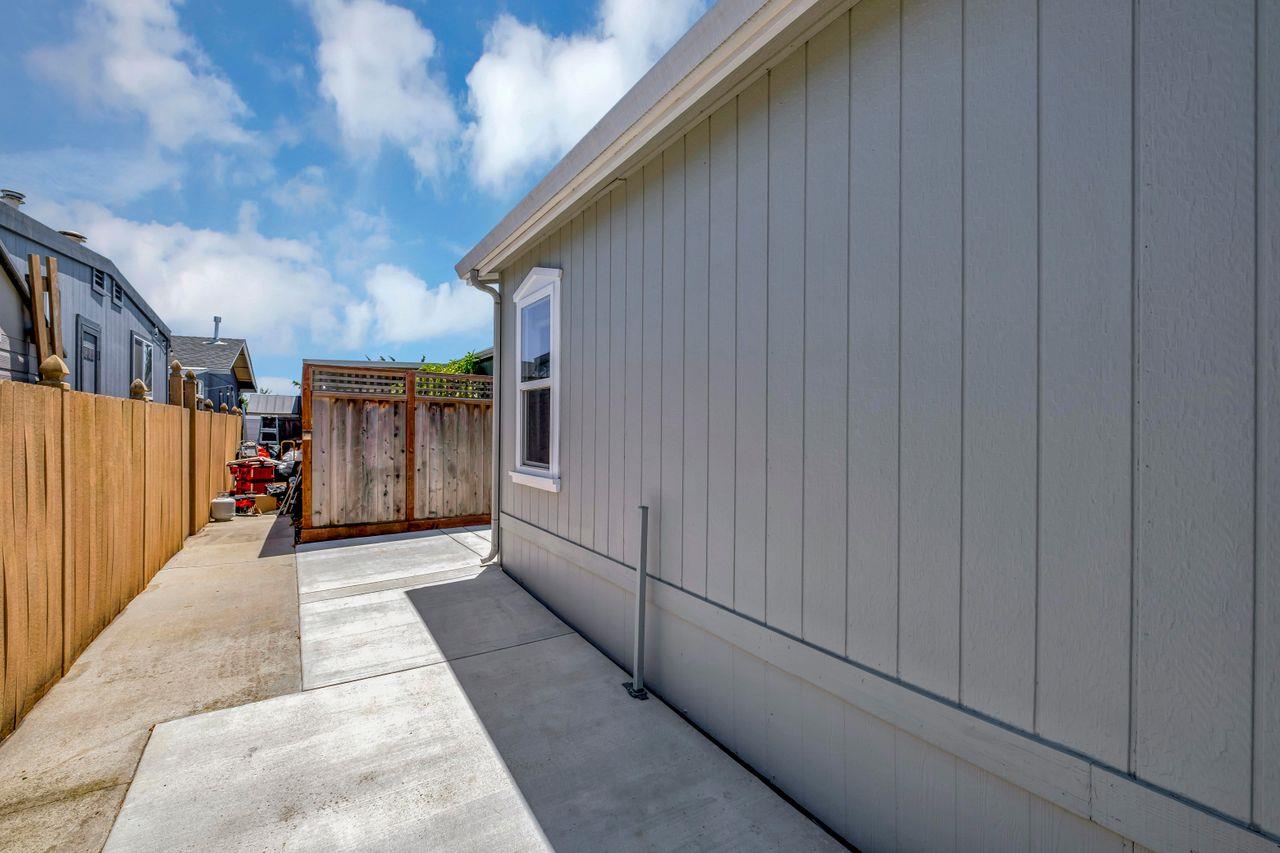 Detail Gallery Image 33 of 45 For 2395 Delaware St #194,  Santa Cruz,  CA 95060 - 3 Beds | 2 Baths