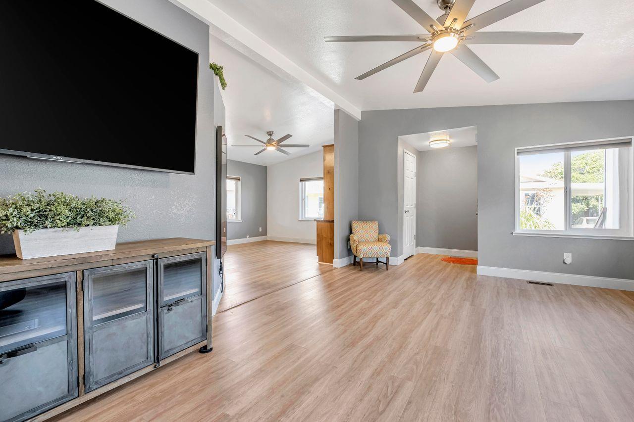 Detail Gallery Image 9 of 45 For 2395 Delaware St #194,  Santa Cruz,  CA 95060 - 3 Beds | 2 Baths