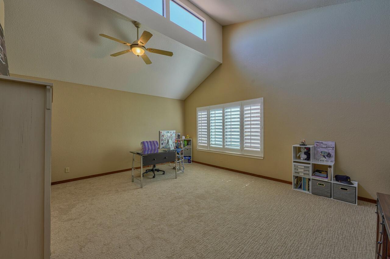 Detail Gallery Image 44 of 64 For 13045 Paseo Barranco, Salinas,  CA 93908 - 6 Beds | 4/1 Baths