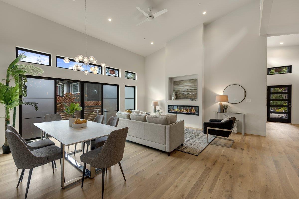 Detail Gallery Image 12 of 40 For 340 Avenue Del Oro, El Granada,  CA 94018 - 3 Beds | 2/1 Baths
