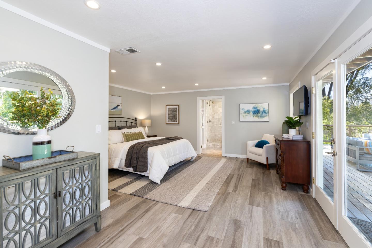 Detail Gallery Image 29 of 45 For 67 Hollins Dr, Santa Cruz,  CA 95060 - 4 Beds | 3 Baths