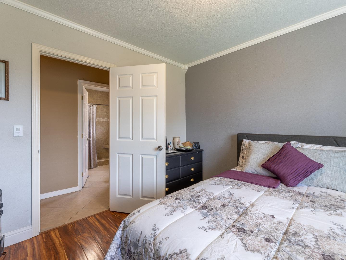 Detail Gallery Image 10 of 27 For 420 Hyland Dr, Salinas,  CA 93907 - 3 Beds | 2 Baths