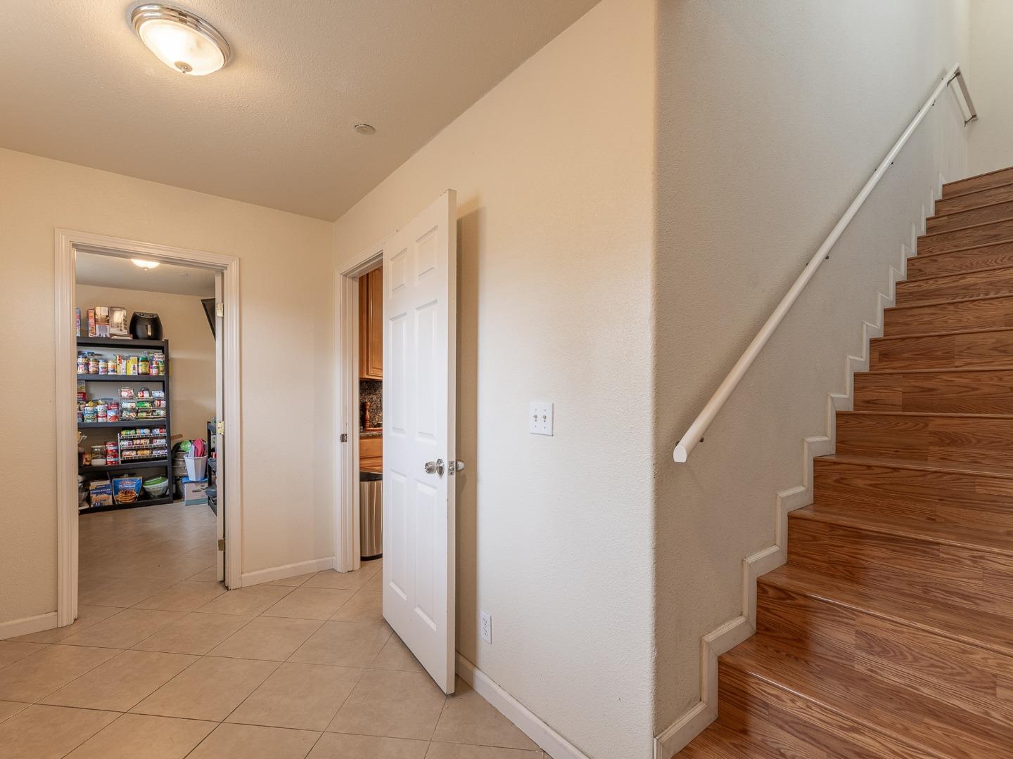 Detail Gallery Image 19 of 27 For 420 Hyland Dr, Salinas,  CA 93907 - 3 Beds | 2 Baths