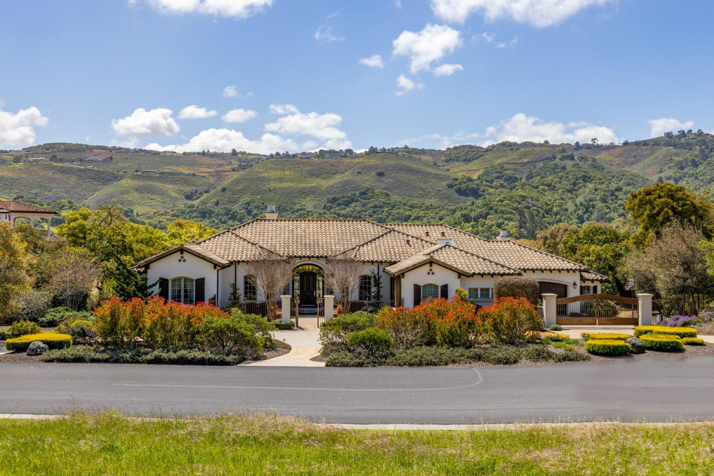 409 Estrella D'oro, Monterey, CA 93940