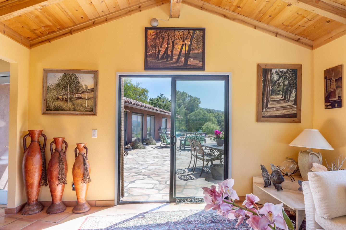 Detail Gallery Image 11 of 30 For 14 Asoleado Drive, Carmel Valley,  CA 93924 - 3 Beds | 2 Baths