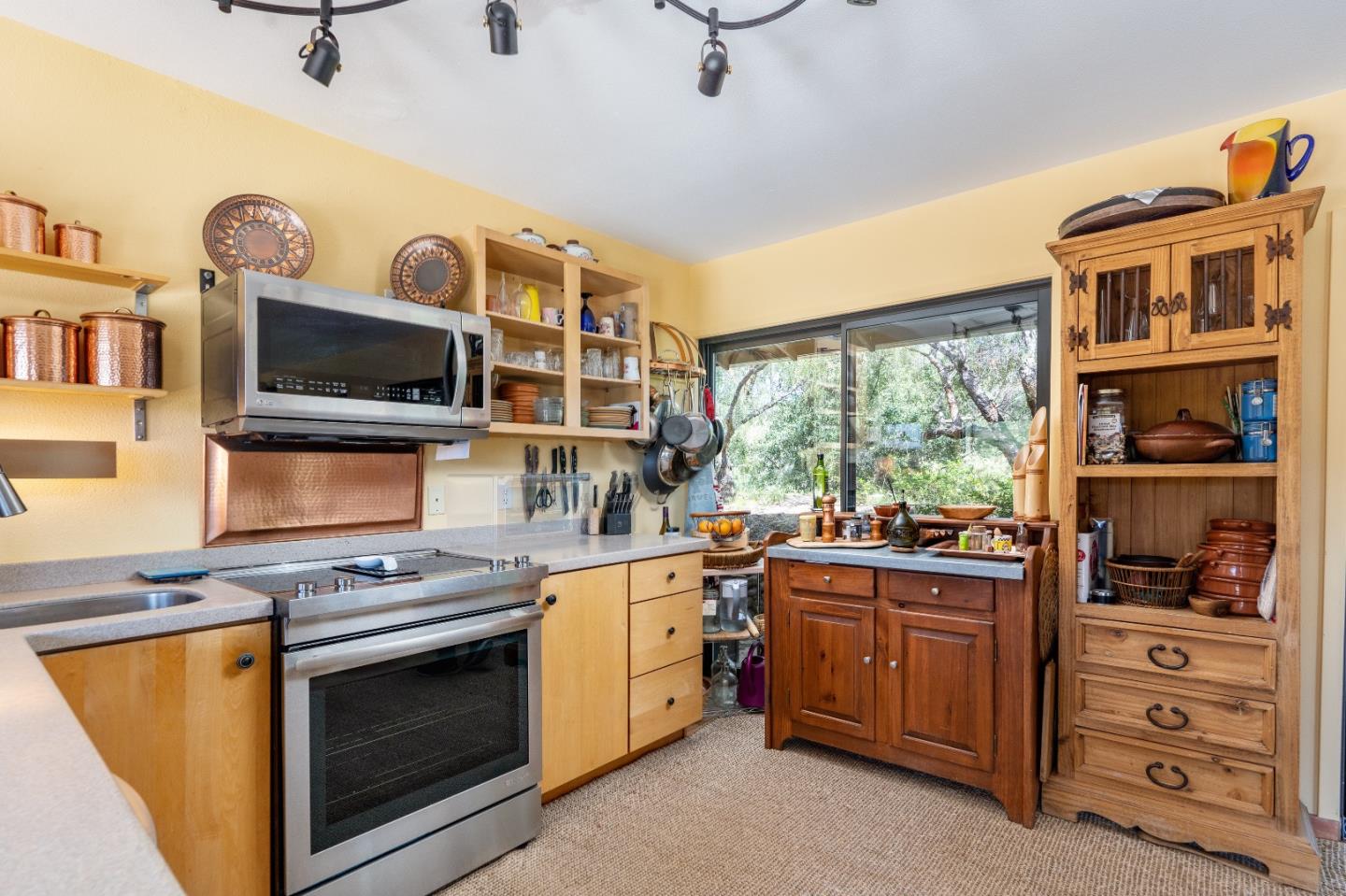 Detail Gallery Image 24 of 30 For 14 Asoleado Drive, Carmel Valley,  CA 93924 - 3 Beds | 2 Baths