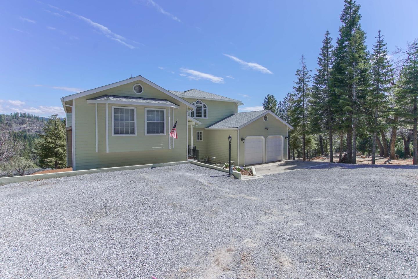 Detail Gallery Image 1 of 52 For 2751 Pasa Robles Ct, Camino,  CA 95709 - 3 Beds | 2/1 Baths