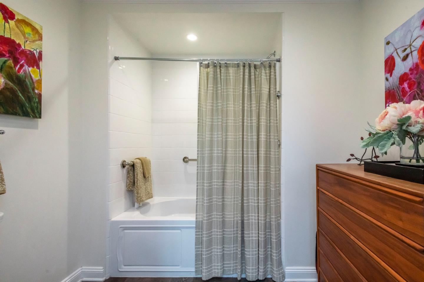Detail Gallery Image 14 of 41 For 10 Crystal Springs Rd #1504,  San Mateo,  CA 94402 - 2 Beds | 2 Baths