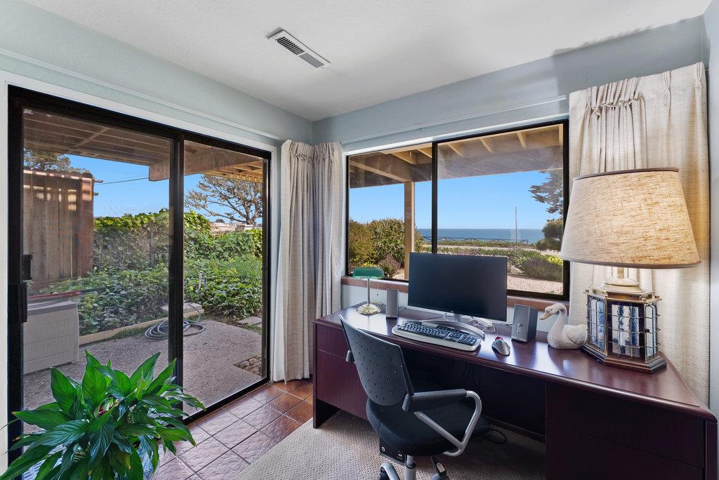 1212 W Cliff Dr, Santa Cruz, CA 95060 4 Beds 2/1 Baths