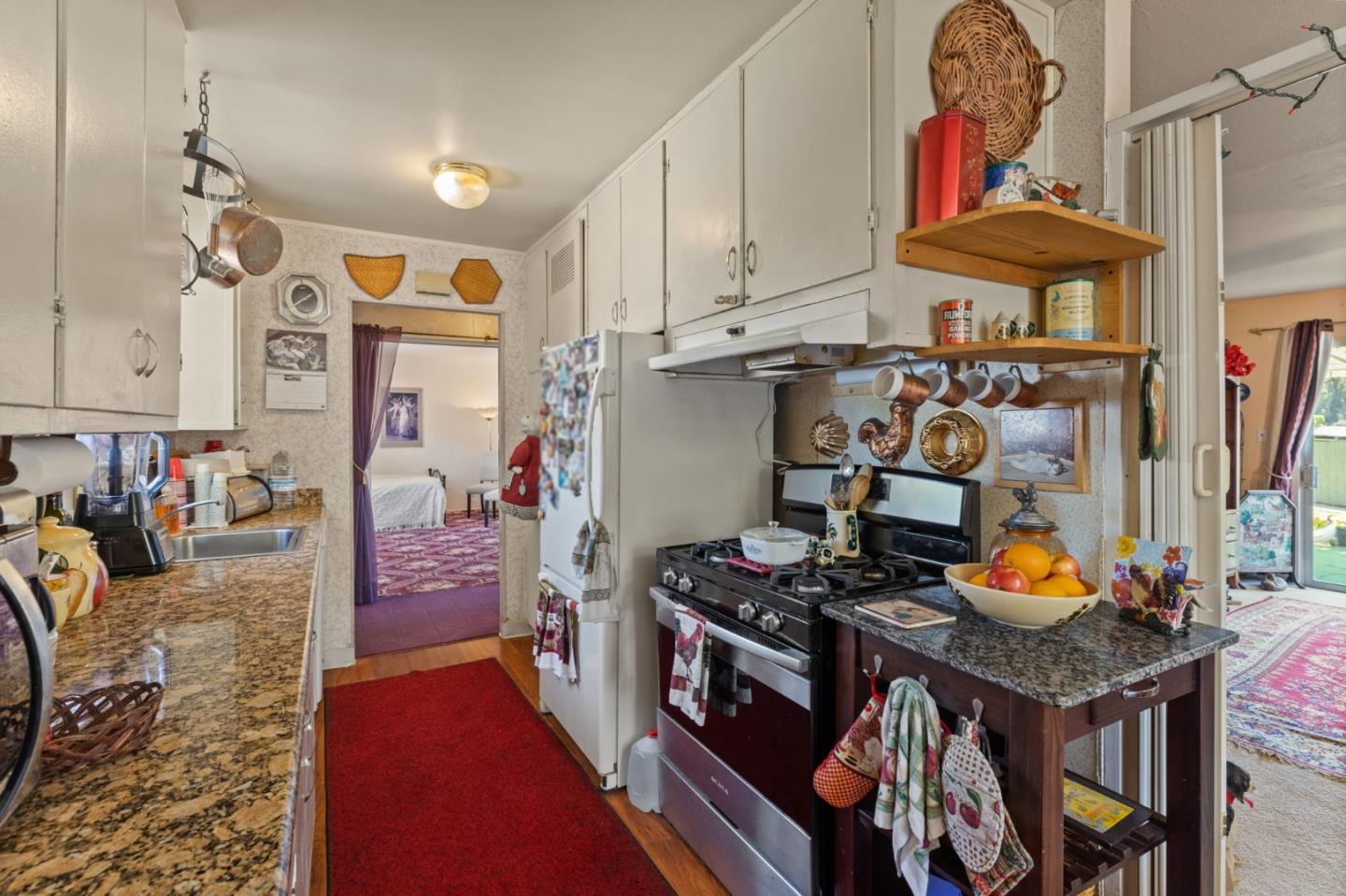 Detail Gallery Image 9 of 33 For 1259 Filton Ct, Fremont,  CA 94536 - 3 Beds | 1 Baths